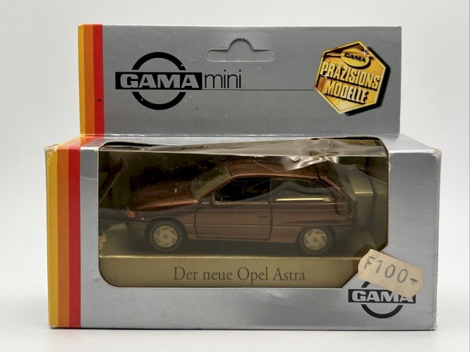 Opel Astra 1/43 Gama Mini