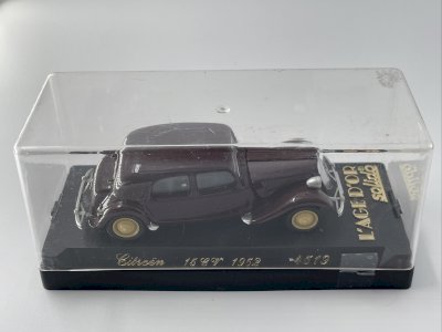 Citroën 15CV (1952) 1/43 Solido
