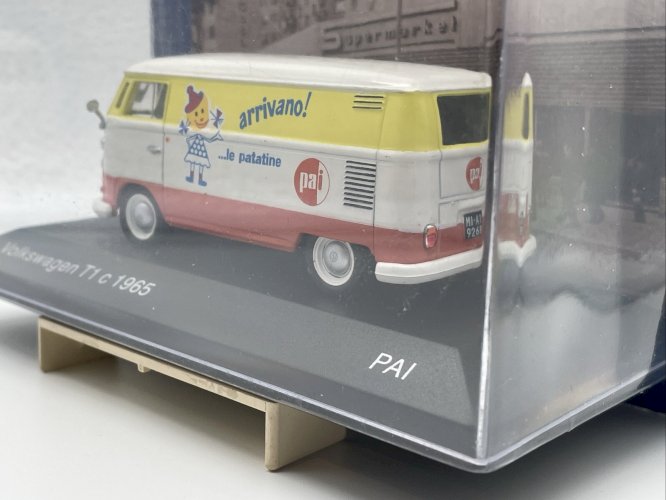  Volkswagen T1 C (1965) 1/43 Altaya 