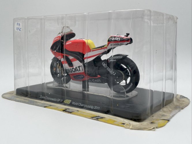 Ducati Desmosedici GP11 Wolrd Championship (2011)