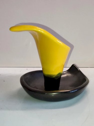 Original bougeoir / vide poche année 50-60 signé BIOT en bon etat