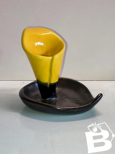 Original bougeoir / vide poche année 50-60 signé BIOT en bon etat