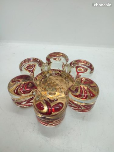 Original bougeoir vide poche en forme de fleur en verre année 60-70 en bon etat( made in chiner)