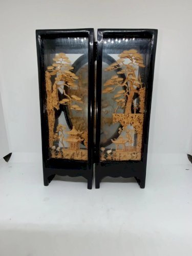 original diorama chinois en bois laque et decor liege en bon etat