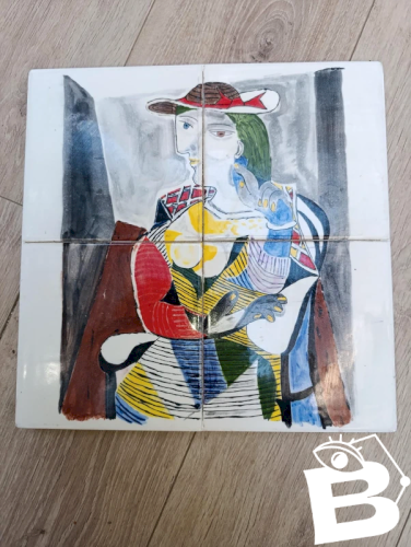 original grand dessous de table carrelé decor picasso en bon etat