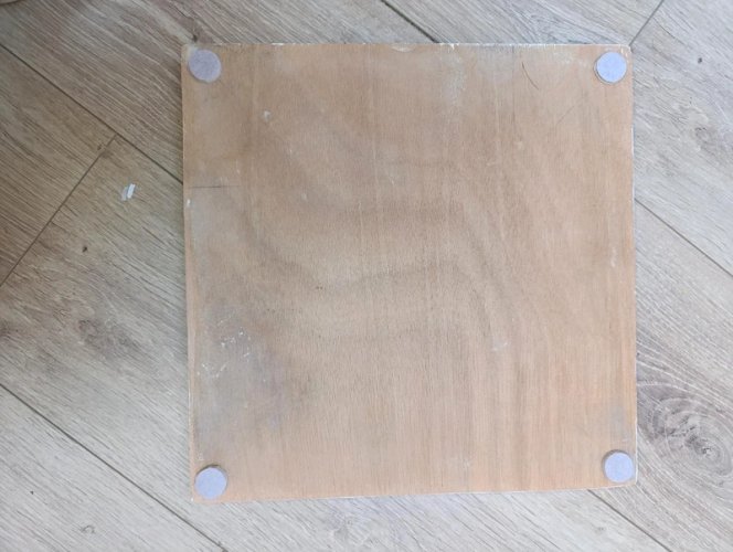 original grand dessous de table carrelé decor picasso en bon etat