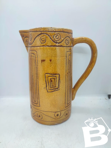 original pichet en gres vintage à decor geometrique en bon etat