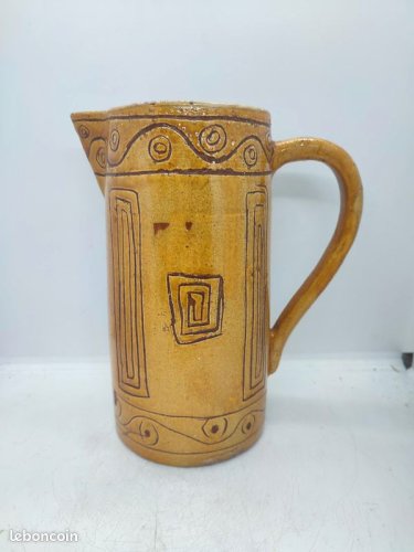 Original pichet en gres vintage à decor geometrique en bon etat