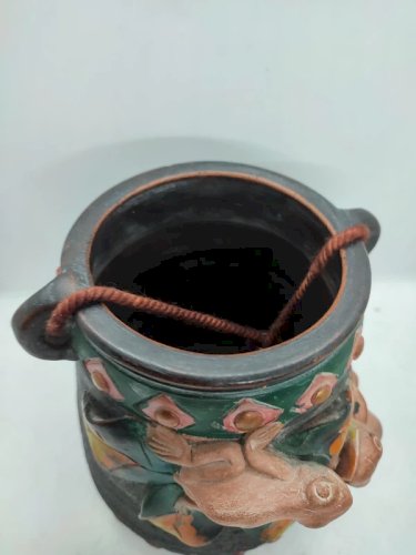 original pot a decor de grenouille typique amerique du sud en bon etat