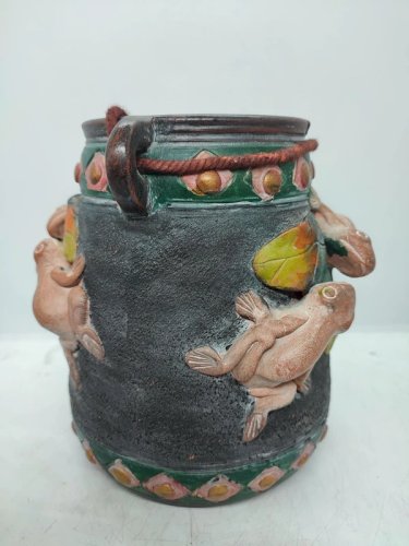 original pot a decor de grenouille typique amerique du sud en bon etat