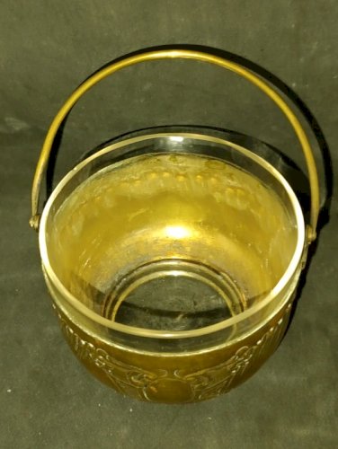 original pot ancien en laiton avec interieur en verre et anse en bon etat