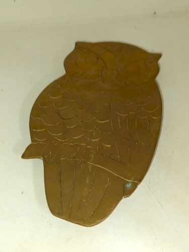 original sculpture de visage sur bois en bon etat