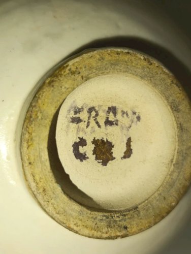 original vase dans le gout de Francois Lembo en bon etat