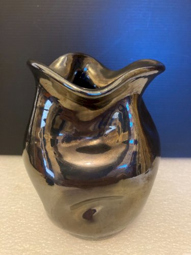 original Vase En Céramique Noir lustré  forme libre  Année 60 vintage design