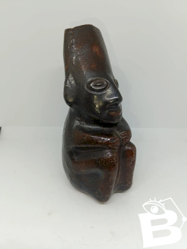 original vase/ urne en terre cuite sud américaine en bon etat