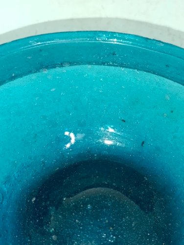 original vide poche en verre bullé bleu travail artisanal en bon etat