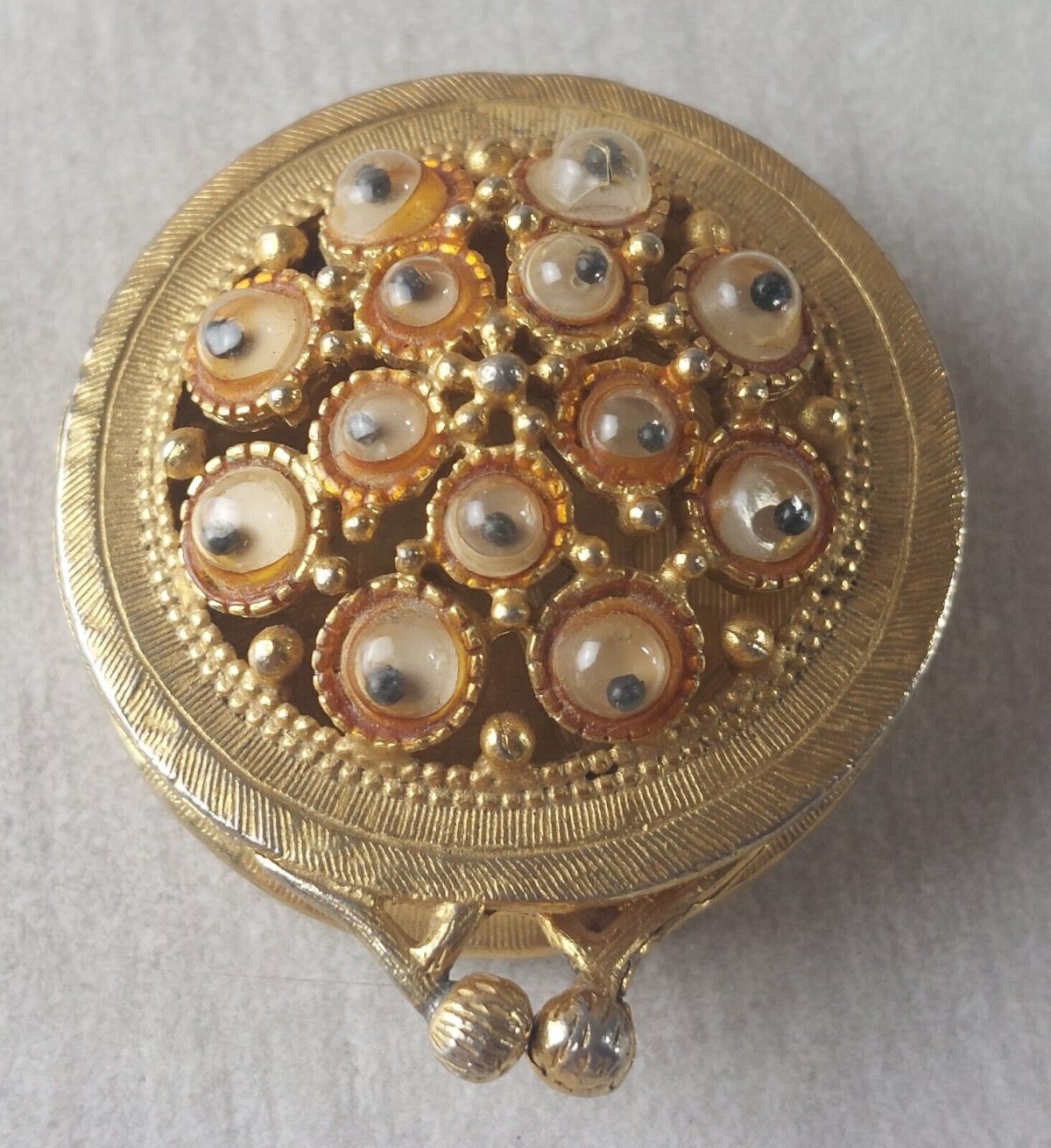 Comment transporter ses bijoux en voyage ? Guide complet • Bijou perché