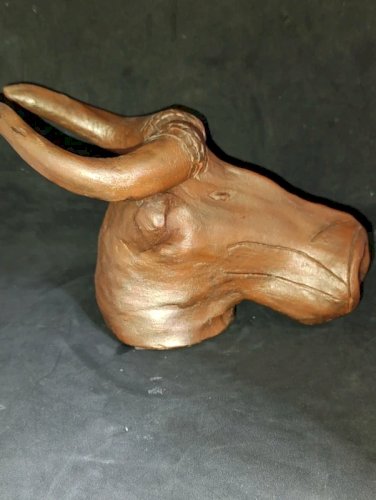 originale sculpture en terre cuite animaliere signée en bon etat