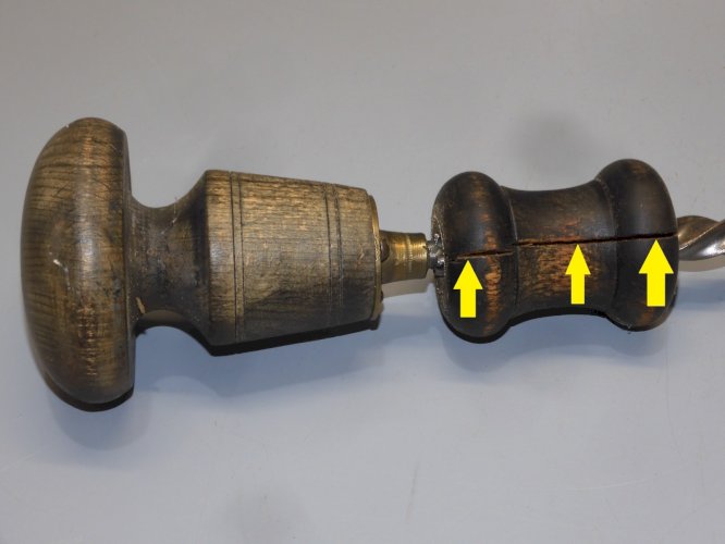 -OUTIL ANCIEN ANCIENNE PERCEUSE A MAIN CHIGNOLE CORDONNIER HORLOGER EBENISTE  D