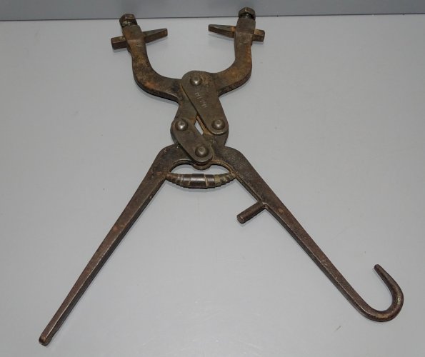 -OUTIL ANCIEN PINCE COUPE TUILE OUTIL POUR COUVREUR COLLECTION OUTILS ANCIENS  D
