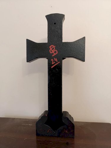 œuvre unique signée PBS nommée  flower christ