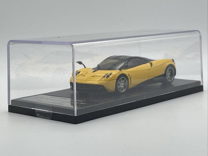 Pagani Huayra (2013) 1/43 GTAutos