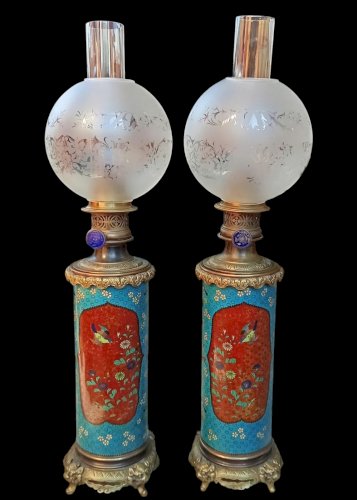 Paire Anciennes Grandes Lampes À Pétrole Émail Cloisonné Bronze R.Ditmar Vienna