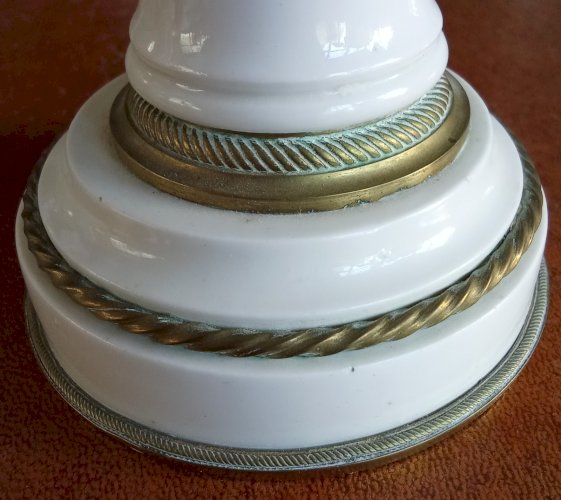 Paire Bougeoirs Style Louis XVI Porcelaine Laiton 19 Ème Siècle Old candlestick