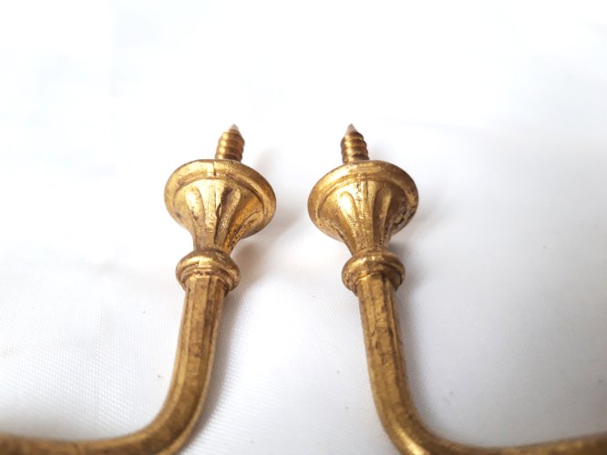 Paire crochets muraux anciens dorés à l’or fin