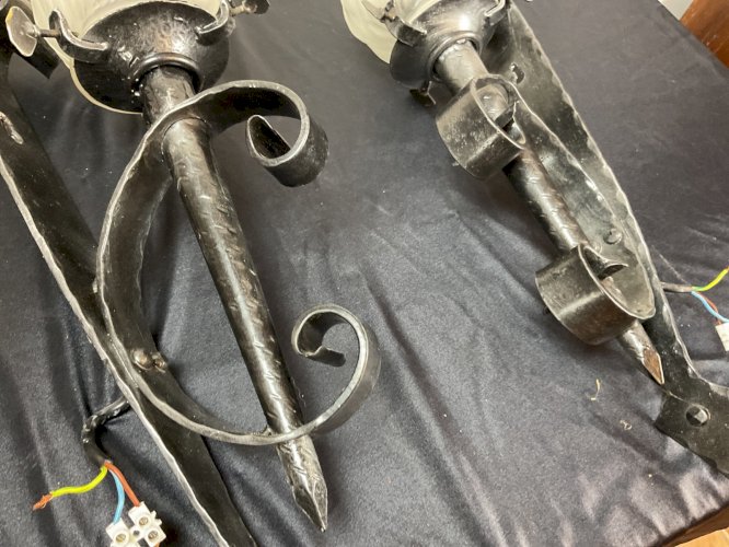 Paire d  applique torchère flambeau fer forgé