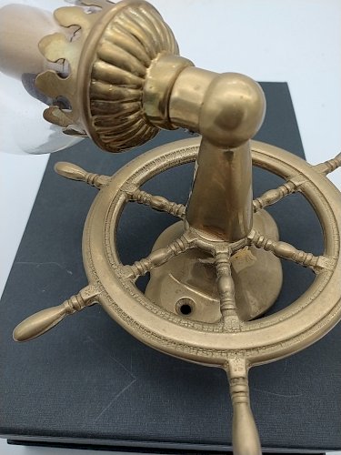 Paire d' appliques marine en laiton massif.