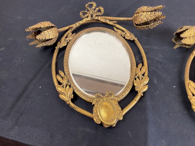 Paire d Appliques Murale en Bronze Doré avec Miroir biseauté – Style Louis XVI