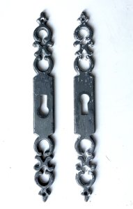 paire d' entrees de serrure hauteur 142 mm