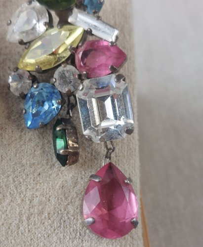 Paire d'anciennes boucles d'oreilles clips strass, Christian Lacroix, vintage ^