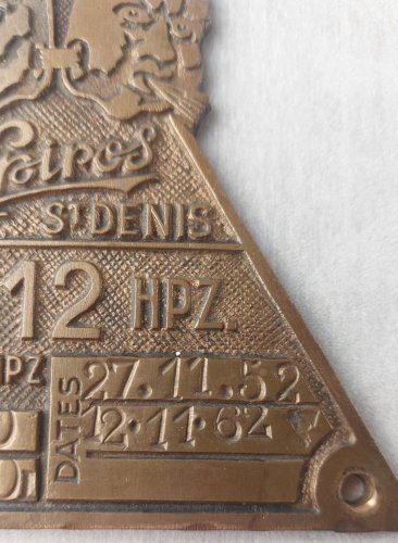 Paire danciennes plaques en bronze, de compresseur, Spiros