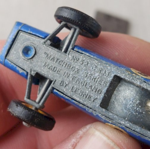 Paire danciennes voitures de course, Lotus 19 + BRM 52, Matchbox Lesney ^