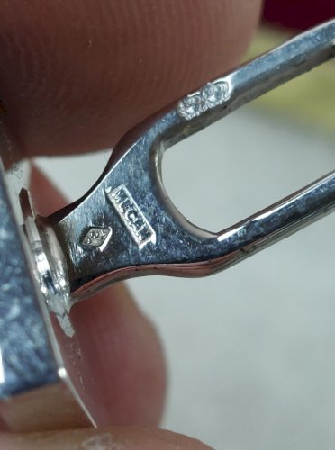 Paire danciens boutons de manchette, décor monogramme, en argent 800