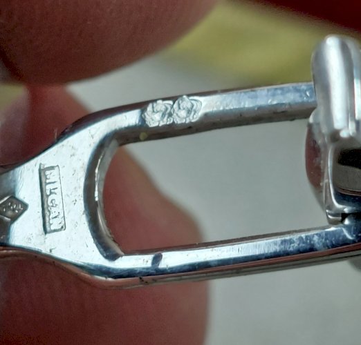 Paire danciens boutons de manchette, décor monogramme, en argent 800