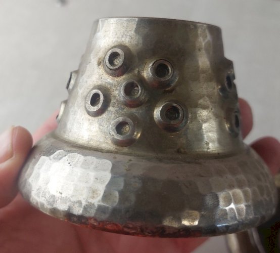 Paire d'anciens photophores, en métal argenté, Baija