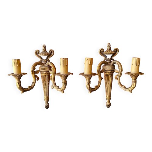 Paire dappliques en bronze Louis XVI