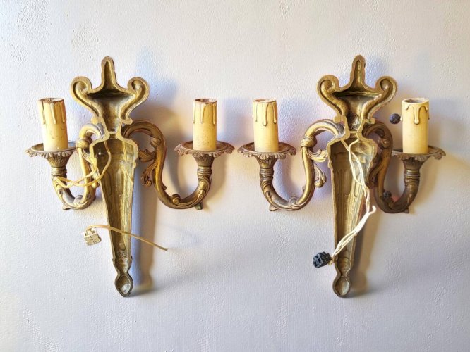Paire dappliques en bronze Louis XVI