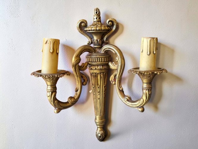 Paire dappliques en bronze Louis XVI