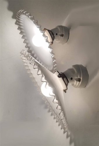 Paire d’appliques en opaline