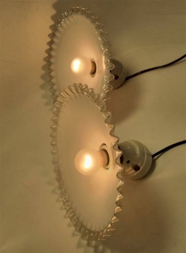 Paire d’appliques en opaline