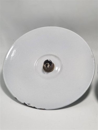 Paire dappliques en tôle émaillée