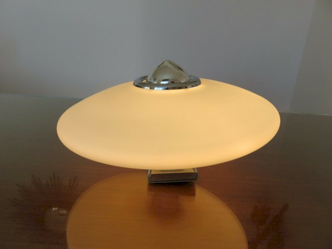 PAIRE D'APPLIQUES SOUCOUPE - UFO - EN OPALINE BLANCHE ANNEES 60 70 VINTAGE