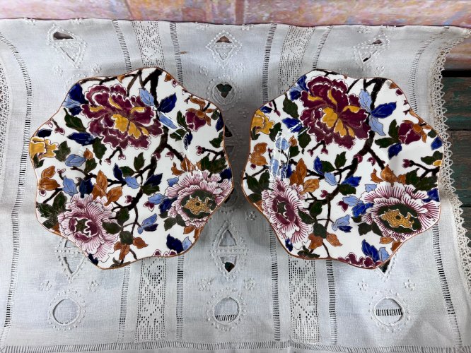 Paire d’assiettes anciennes Gien Pivoine – Faïence décor floral – XIXe siècle
