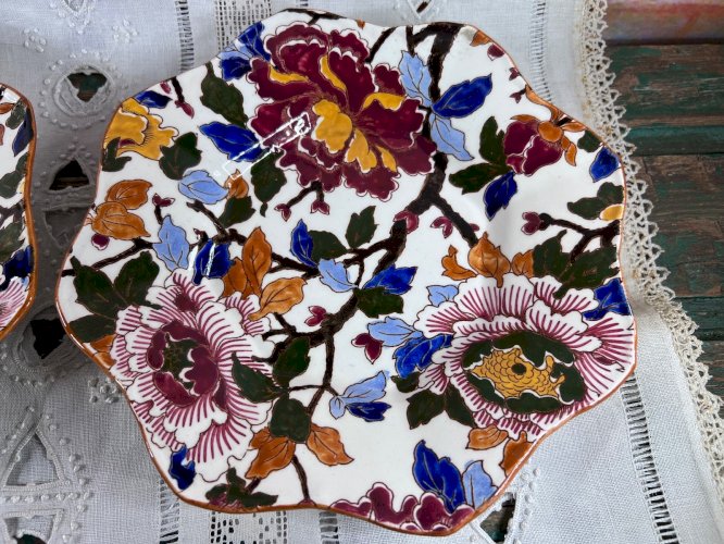 Paire d’assiettes anciennes Gien Pivoine – Faïence décor floral – XIXe siècle