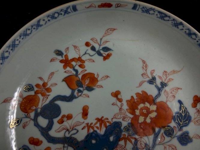Paire d'assiettes en porcelaine Compagnie des Indes XVIIIe