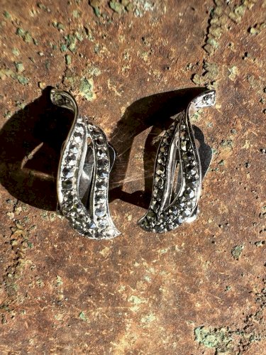 Paire de boucles d’oreilles circa 1950/1960 argent massif / Marcassites Vintage